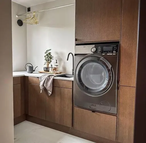 Eksklusiv Enebolig Med Jacuzzi Вілла