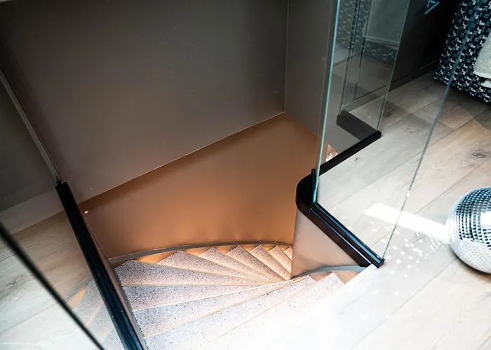 Eksklusiv Enebolig Med Jacuzzi Villa *