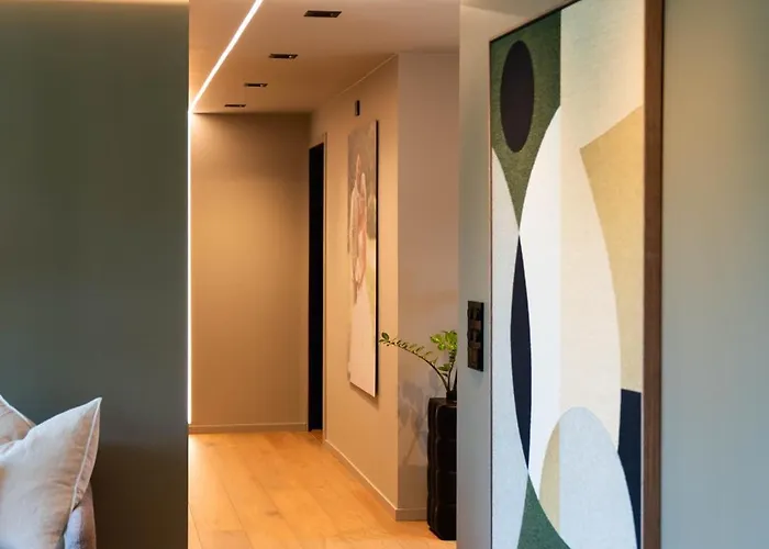 Eksklusiv Enebolig Med Jacuzzi