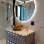 Eksklusiv Enebolig Med Jacuzzi Villa