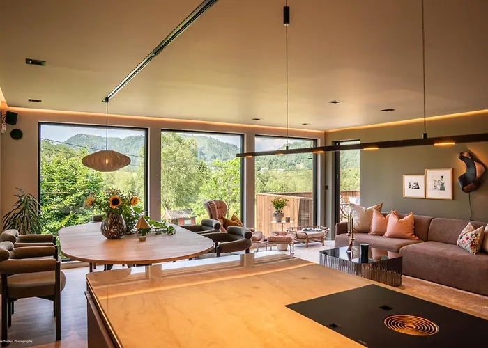 Eksklusiv Enebolig Med Jacuzzi Villa